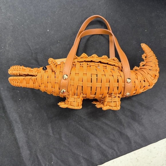 Tommy Bahama Handbags - Tommy Bahama Woven Crocodile Handbag. NWT